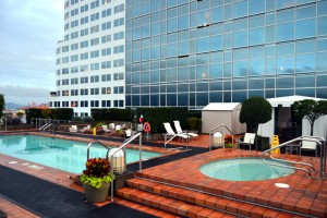 Rooftop Pool Pan Pacific Hotel in Vancouver