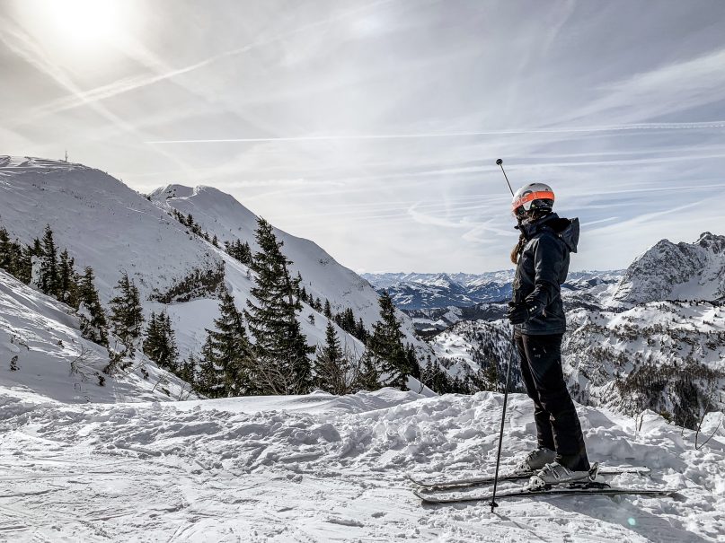 Kaiserwinkl Skiurlaub: Tipps zum Skifahren, Langlauf & andere Highlights - Skifahren Bergbahnen Hochkössen