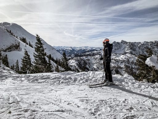 Kaiserwinkl Skiurlaub: Tipps zum Skifahren, Langlauf & andere Highlights - Skifahren Bergbahnen Hochkössen