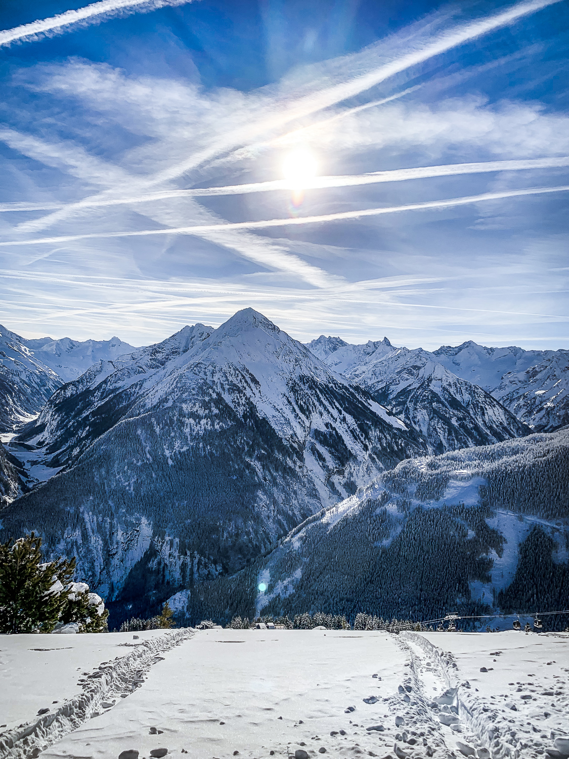 Zillertal Skiurlaub: Schönste Skigebiete, Hütten und Aktivitäten für den Winterurlaub - Skifahren im Skigebiet Mayrhofen