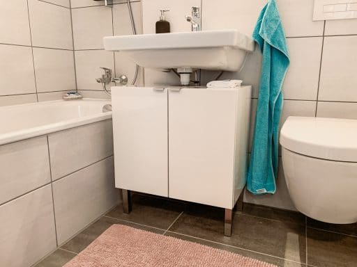 Wohnung kaufen in München: Erfahrungen mit dem ersten Immobilienkauf - Badezimmer