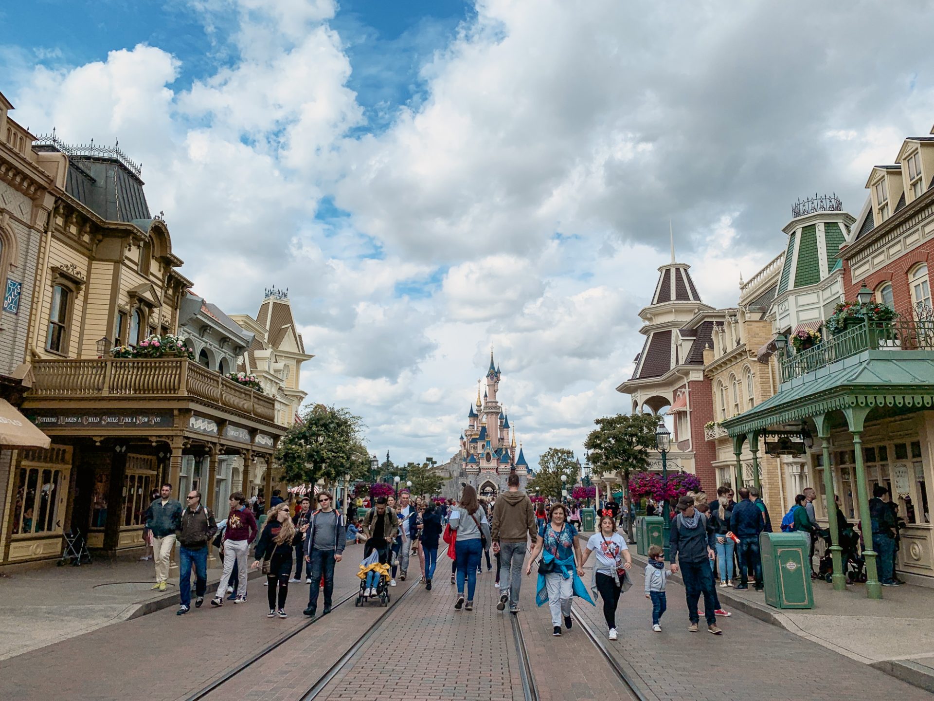 Was Kostet Das Parken Im Disneyland Paris coconut-sports.de