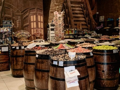 Split Sehenswürdigkeiten und Highlights: Süßigkeitenladen und Shoppen in der Altstadt