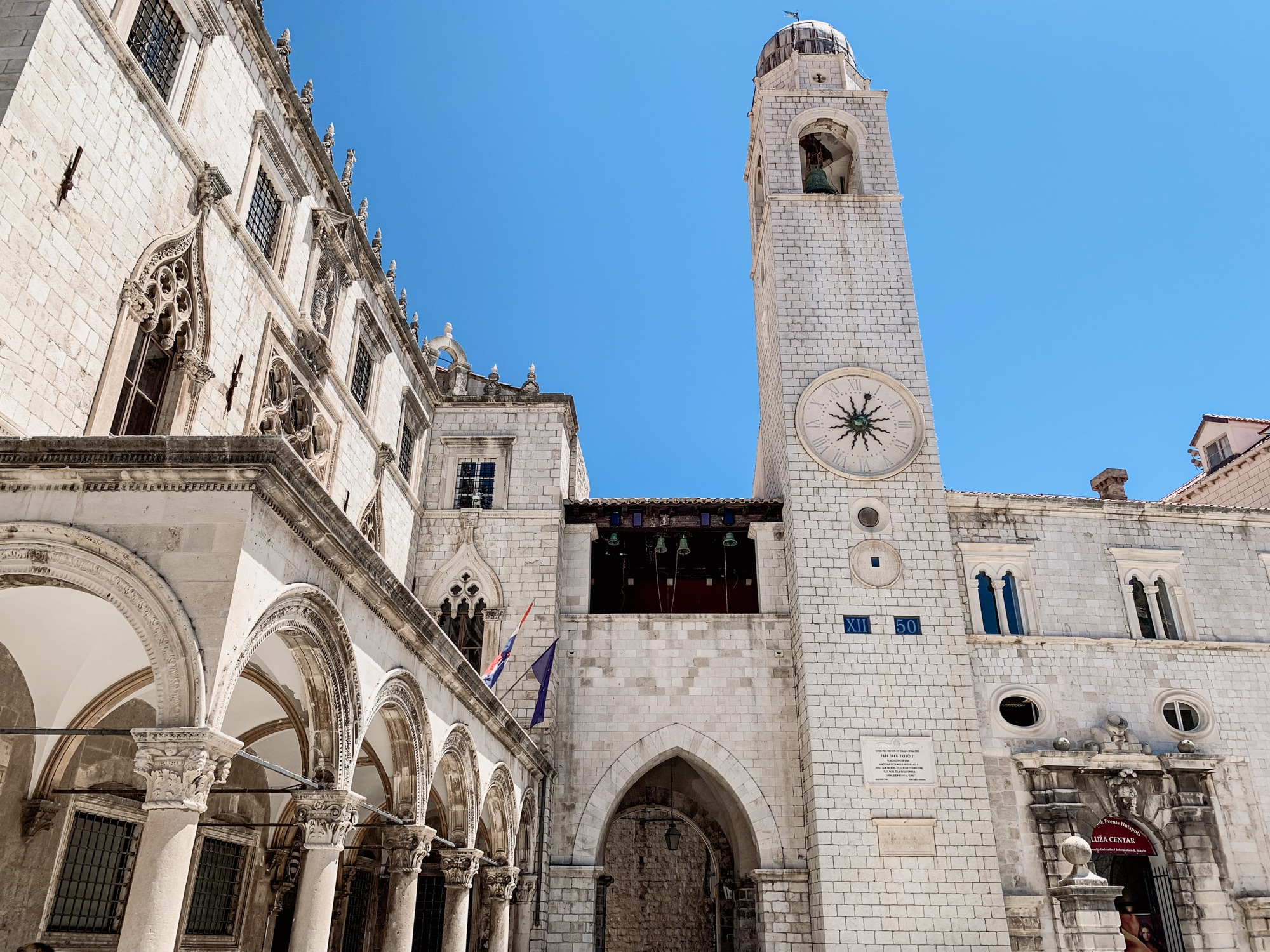 Dubrovnik Sehenswürdigkeiten Top 10: Meine Highlights und Tipps - Stradun Luza Platz