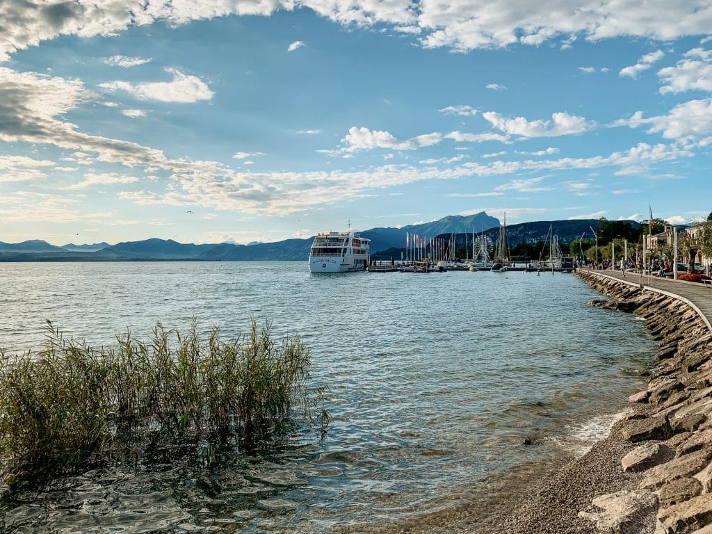 Bardolino am Gardasee - Seepromenade