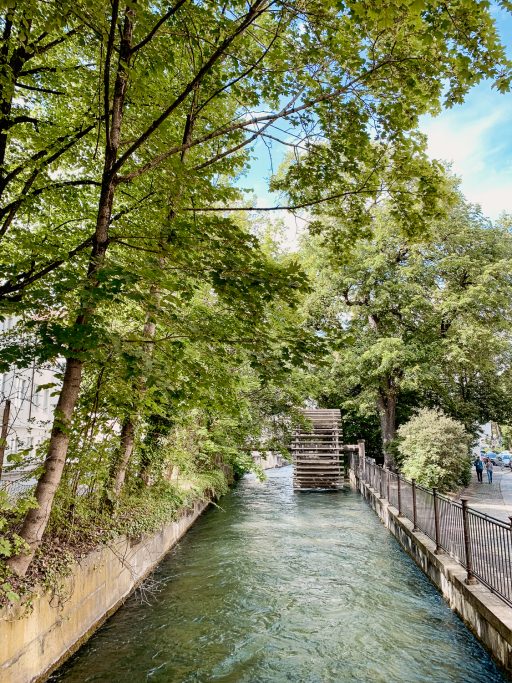 Augsburg Sehenswürdigkeiten: Historische Altstadt Wasserrad Mittlerer Lech