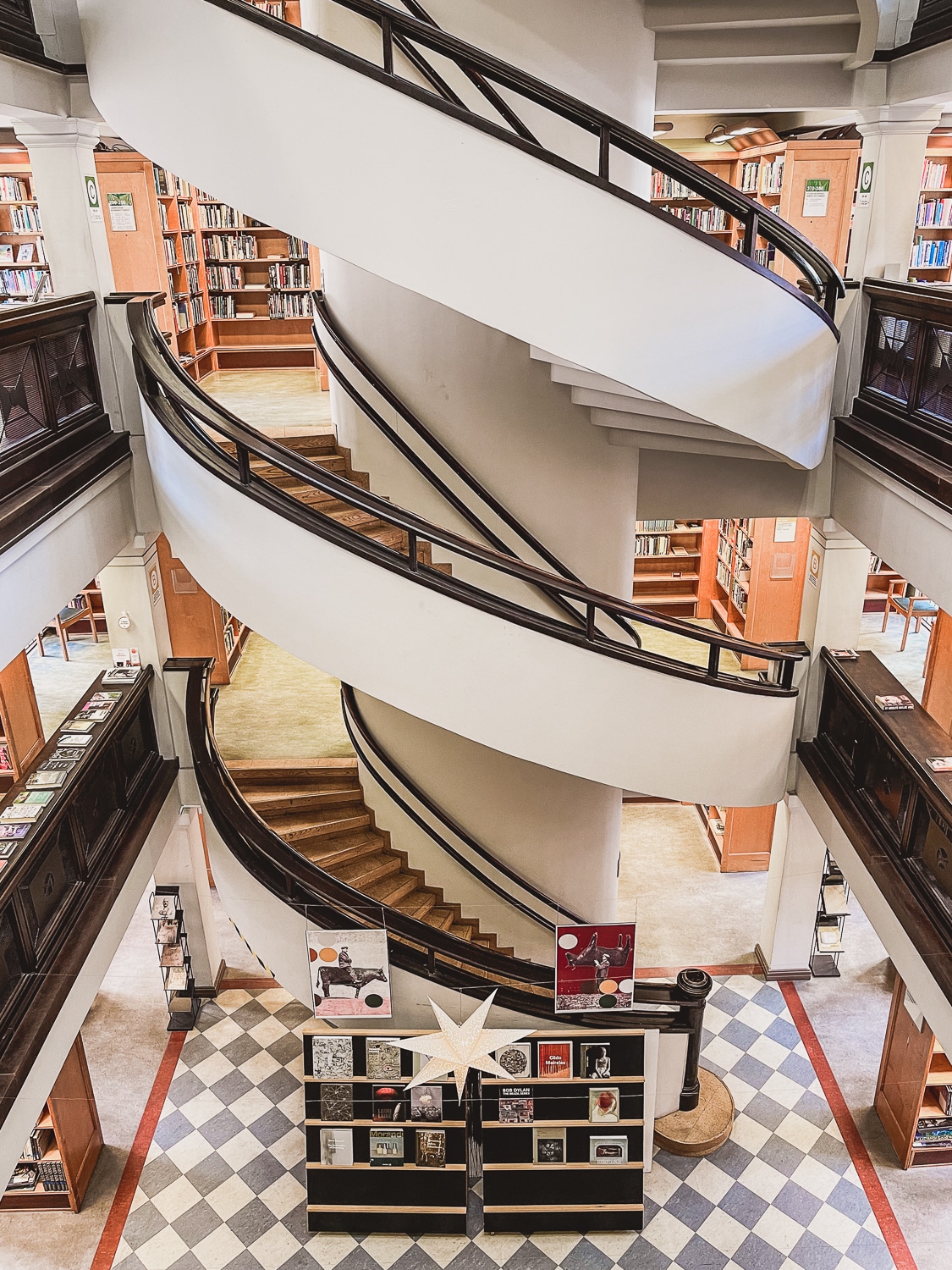 Rikhardinkatu Bibliothek - Helsinki Sehenswürdigkeiten