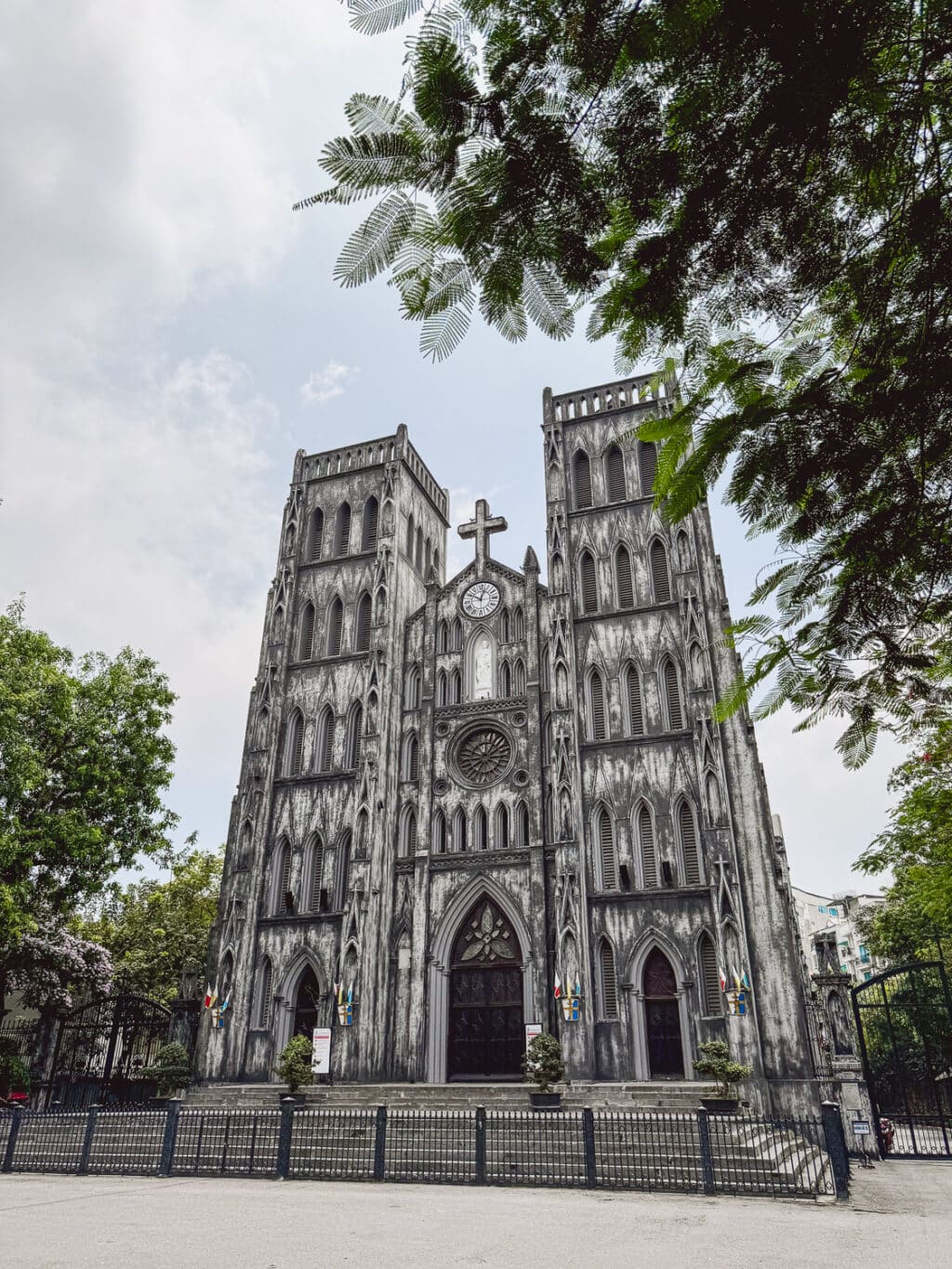 St Joseph Kathedrale - Sehenswürdigkeiten in Hanoi