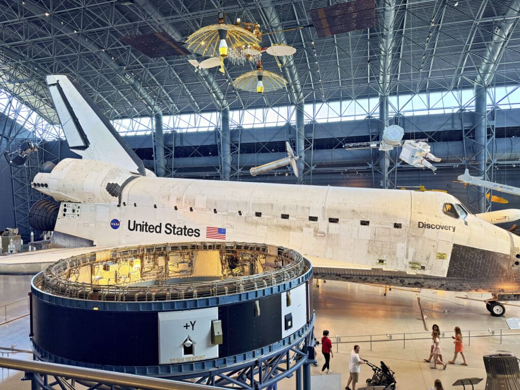 Steven F. Udvar-Hazy Center: Das National Air and Space Museum