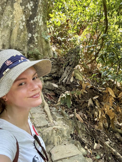 Der Naturpfad durch den Regenwald - Wandern im Koh Lanta Nationalpark