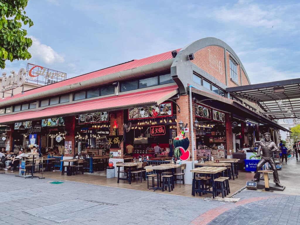 Asiatique The Riverfront in Bangkok: Nachtmarkt, Foodcourt und alle Highlights